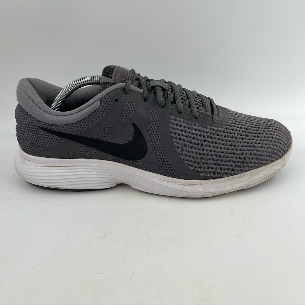 nike revolution 4 4e